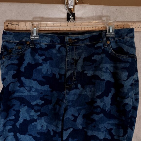Woman Within Blue Jeans Size 14W Tall Camo Denim Pants Stretch Casual Urban - Picture 4 of 15